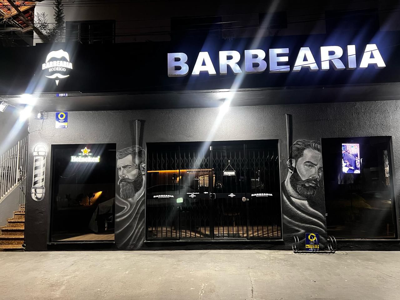 Fachada da Barbearia Rodrigo em Itajaí